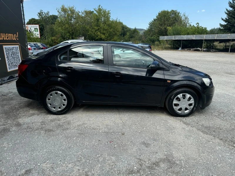 Chevrolet Aveo 1.4i / Автомат / Euro 5, снимка 5 - Автомобили и джипове - 46641650