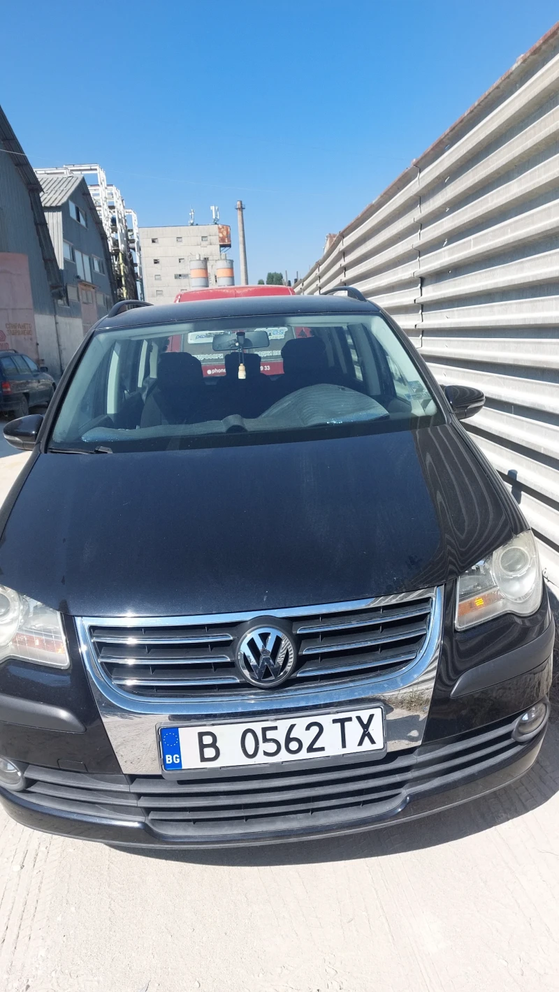 VW Touran, снимка 9 - Автомобили и джипове - 48497676