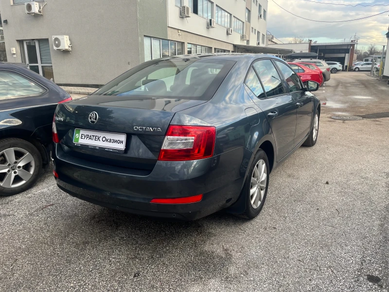 Skoda Octavia 1.2 TSI, снимка 3 - Автомобили и джипове - 48630606