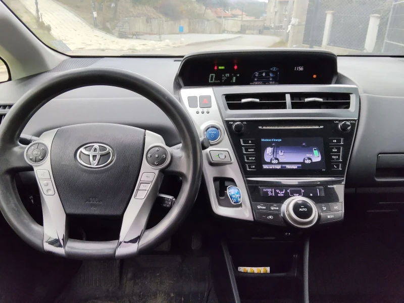 Toyota Prius Plus, снимка 5 - Автомобили и джипове - 52537629