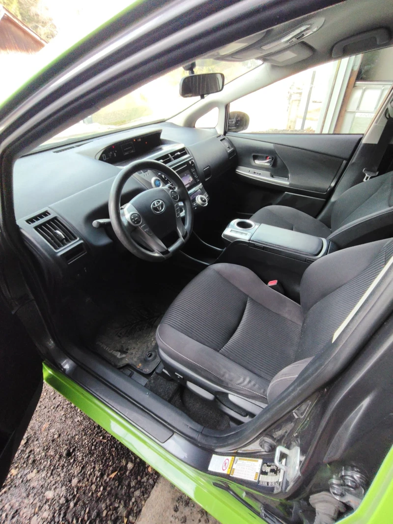 Toyota Prius Plus, снимка 10 - Автомобили и джипове - 52537629