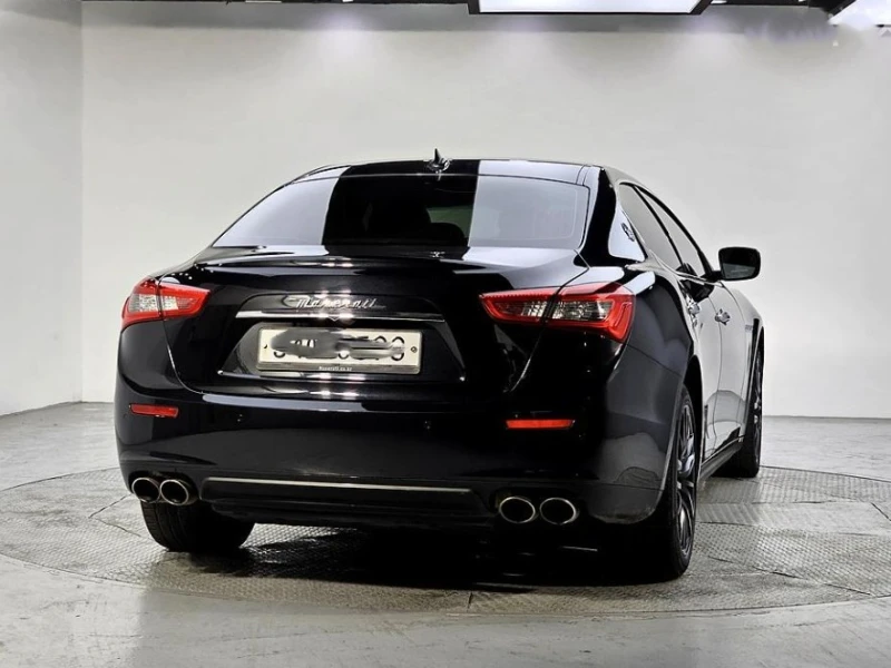 Maserati Ghibli 3.0 дизел гарантиран произход и качество, снимка 3 - Автомобили и джипове - 52873463