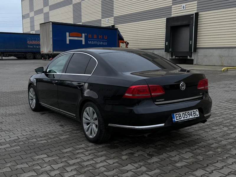 VW Passat B7 2.0TDI Highline 4Motion DSG, снимка 6 - Автомобили и джипове - 53297140