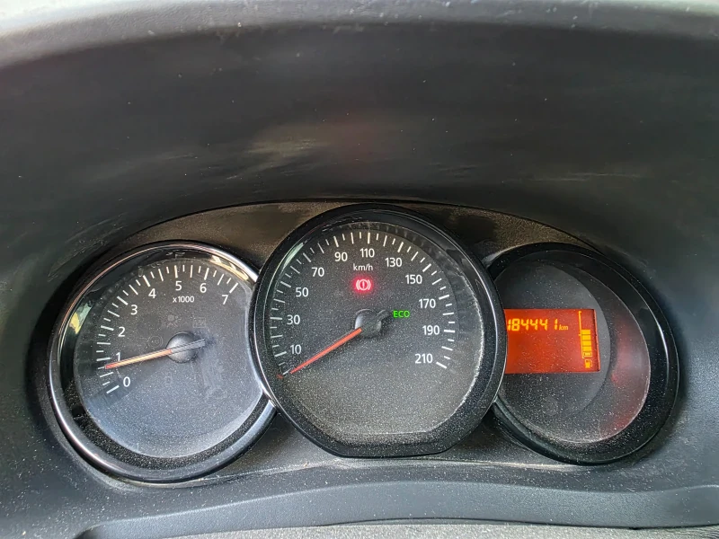 Dacia Dokker 1.6 LPG, снимка 11 - Автомобили и джипове - 53494866