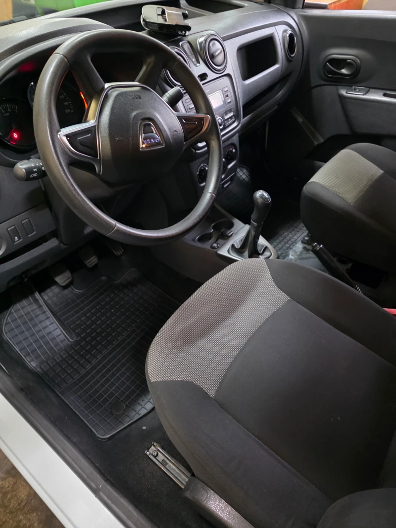 Dacia Dokker 1.6 LPG, снимка 7 - Автомобили и джипове - 53494866