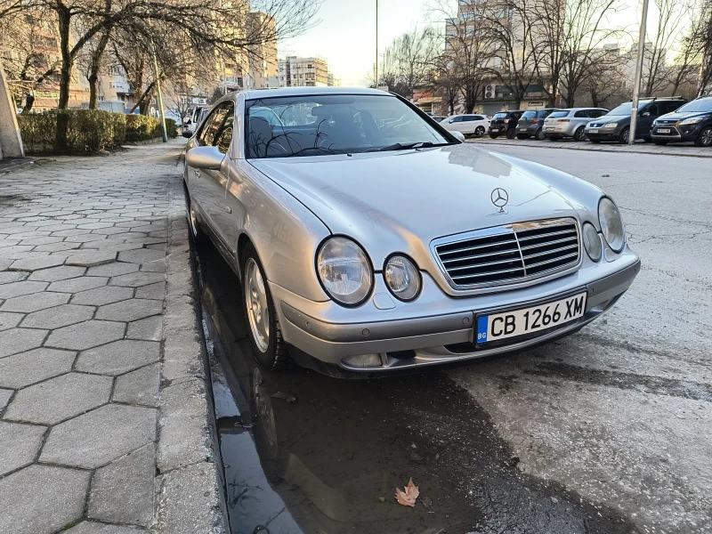 Mercedes-Benz CLK CLK 320 гозова уредба, снимка 2 - Автомобили и джипове - 53583896