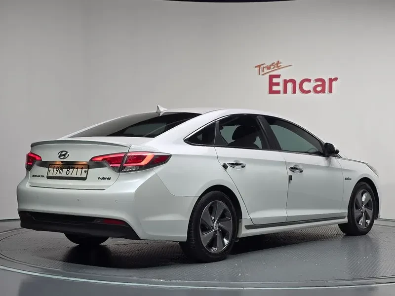 Hyundai Sonata HYBRID 2.0 PREMIUM, снимка 2 - Автомобили и джипове - 56160843