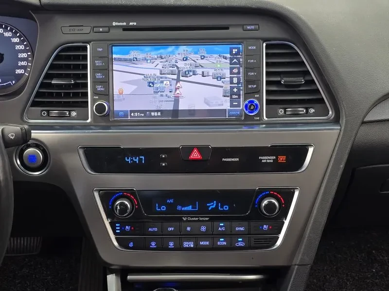 Hyundai Sonata HYBRID 2.0 PREMIUM, снимка 13 - Автомобили и джипове - 56160843