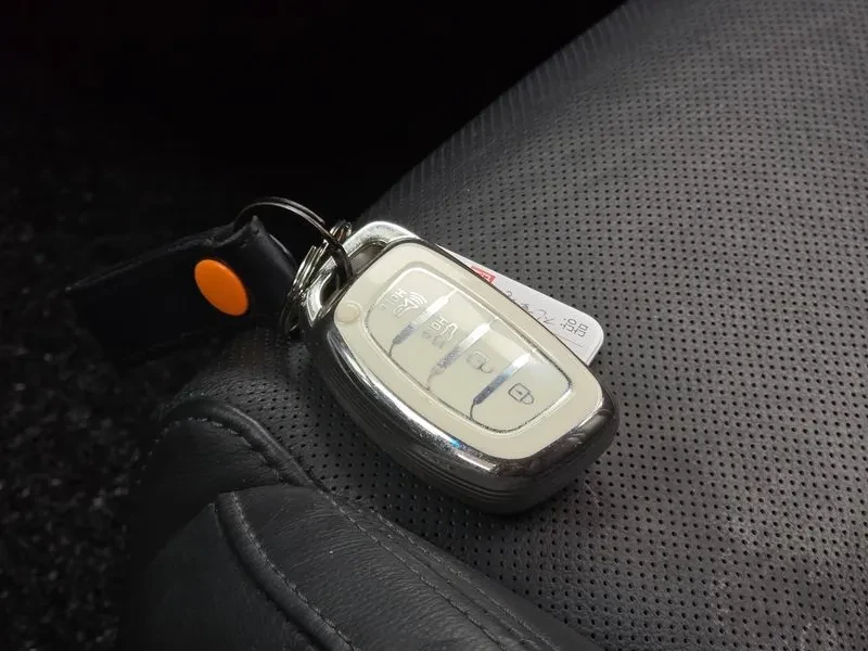 Hyundai Sonata HYBRID 2.0 PREMIUM, снимка 16 - Автомобили и джипове - 56160843