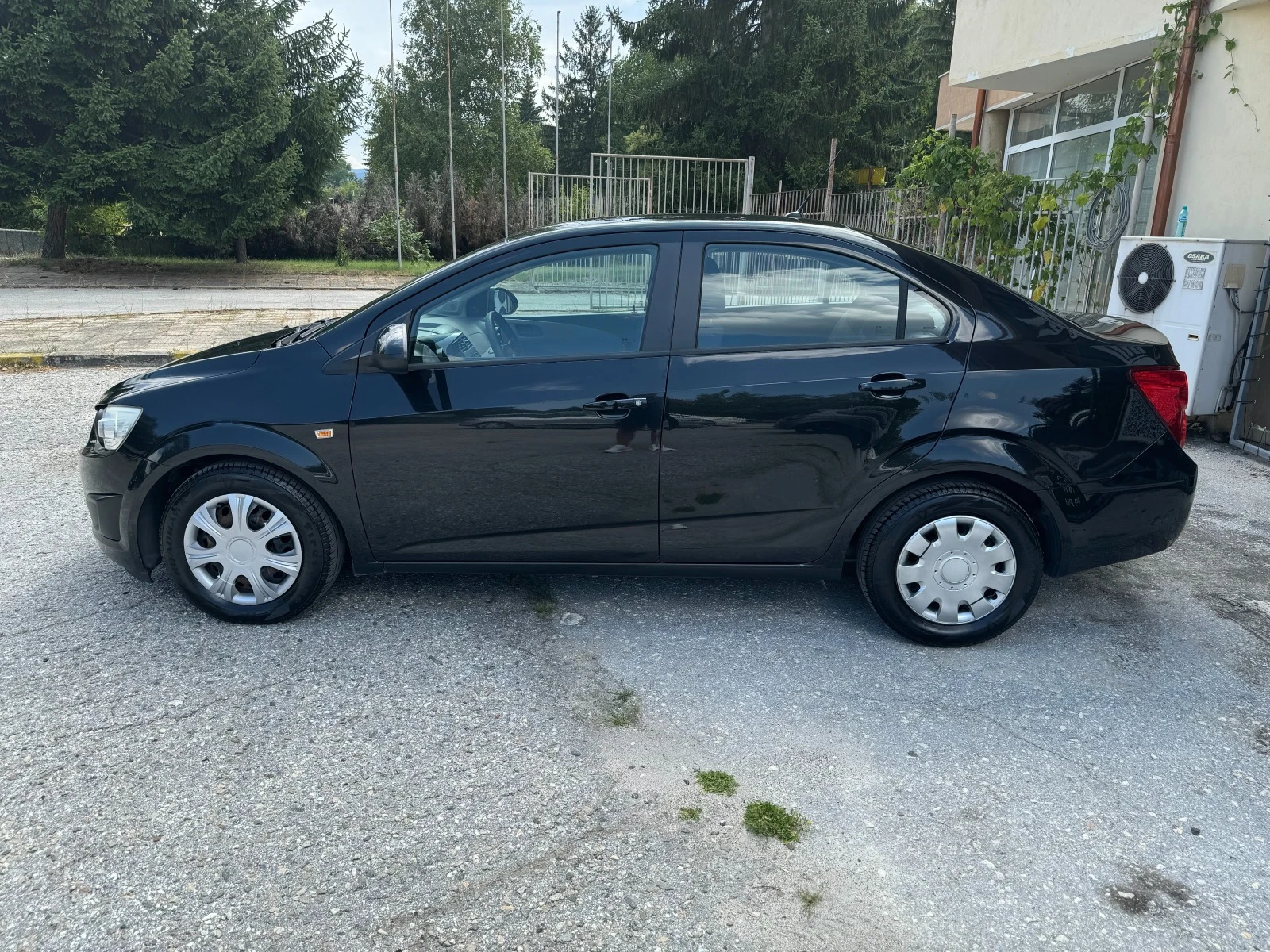 Chevrolet Aveo 1.4i / Автомат / Euro 5 - изображение 4