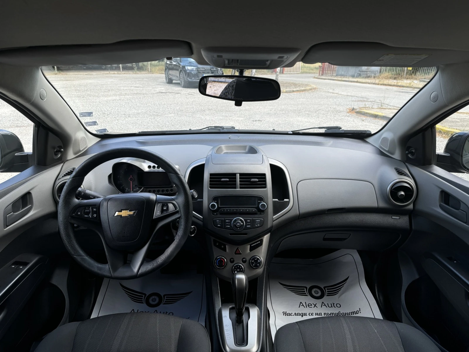 Chevrolet Aveo 1.4i / Автомат / Euro 5 - изображение 10