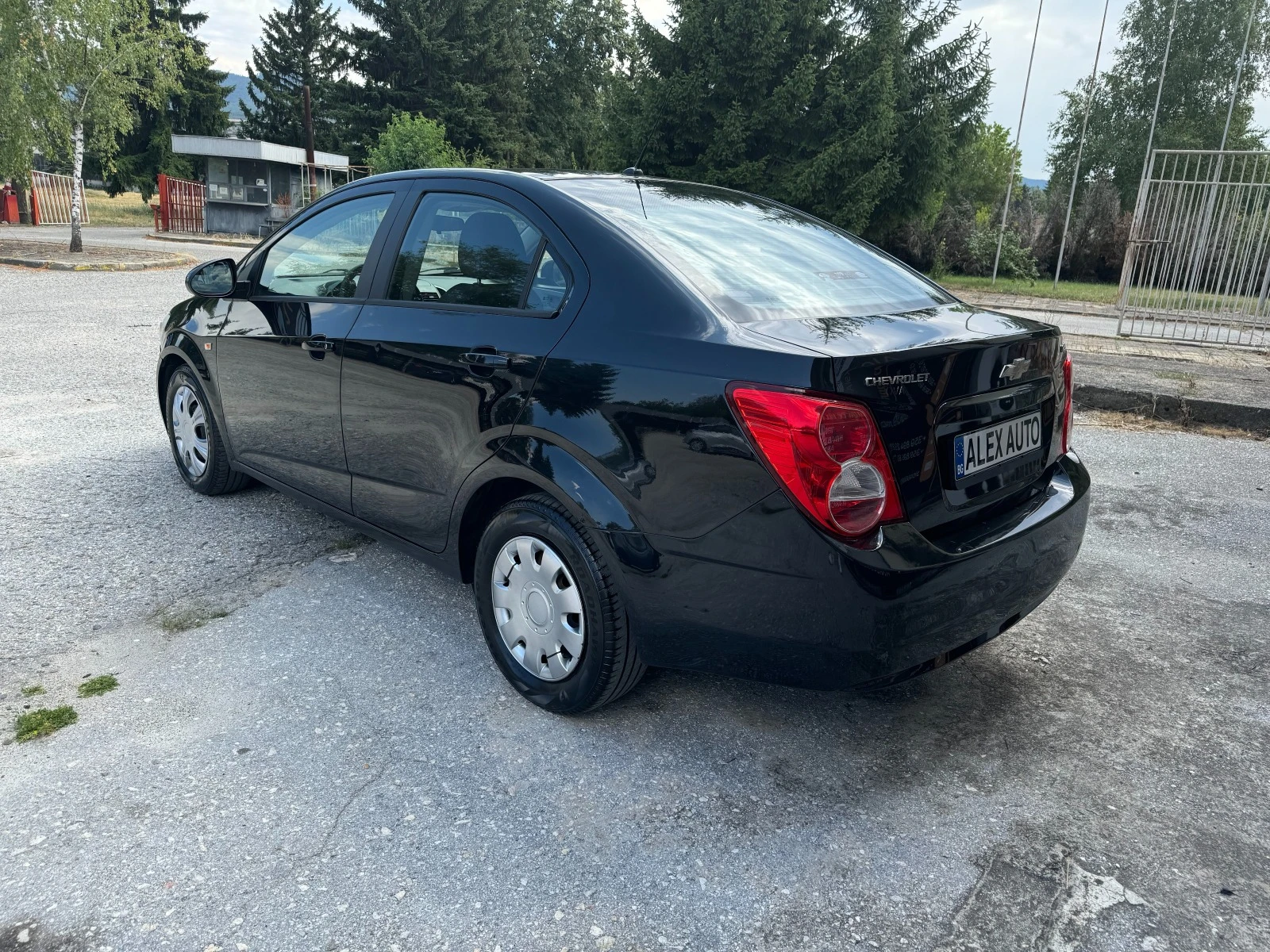 Chevrolet Aveo 1.4i / Автомат / Euro 5 - изображение 6