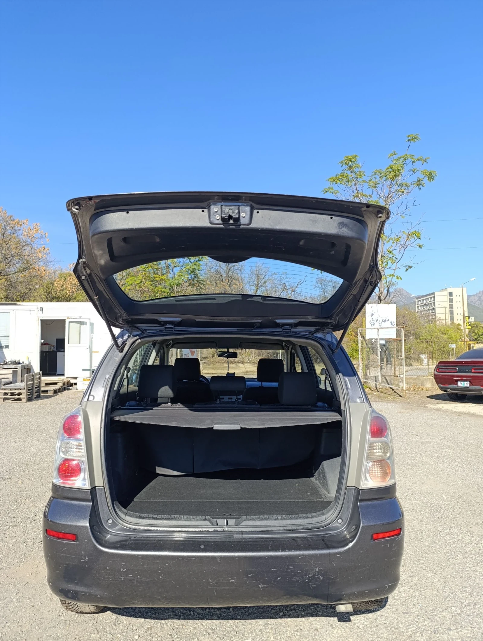 Toyota Corolla verso 2.2D4D 136ks | Mobile.bg — изображение 15
