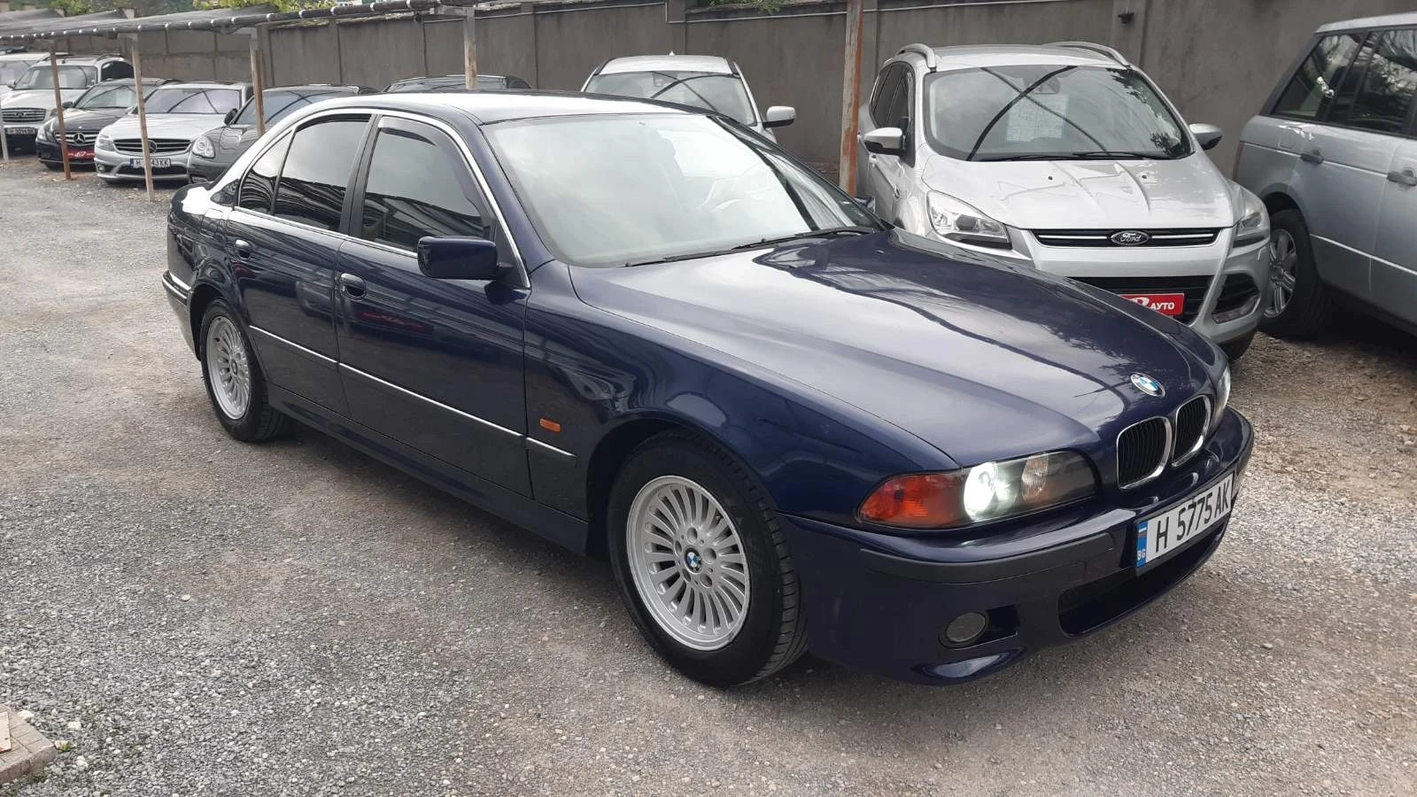 BMW 520  - изображение 8