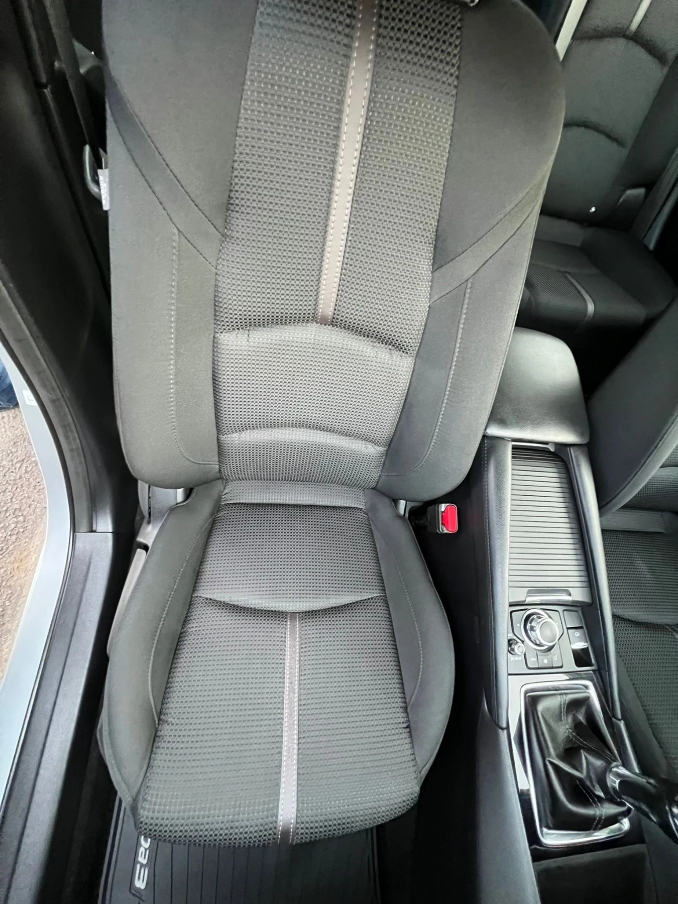 Mazda 3  - изображение 9