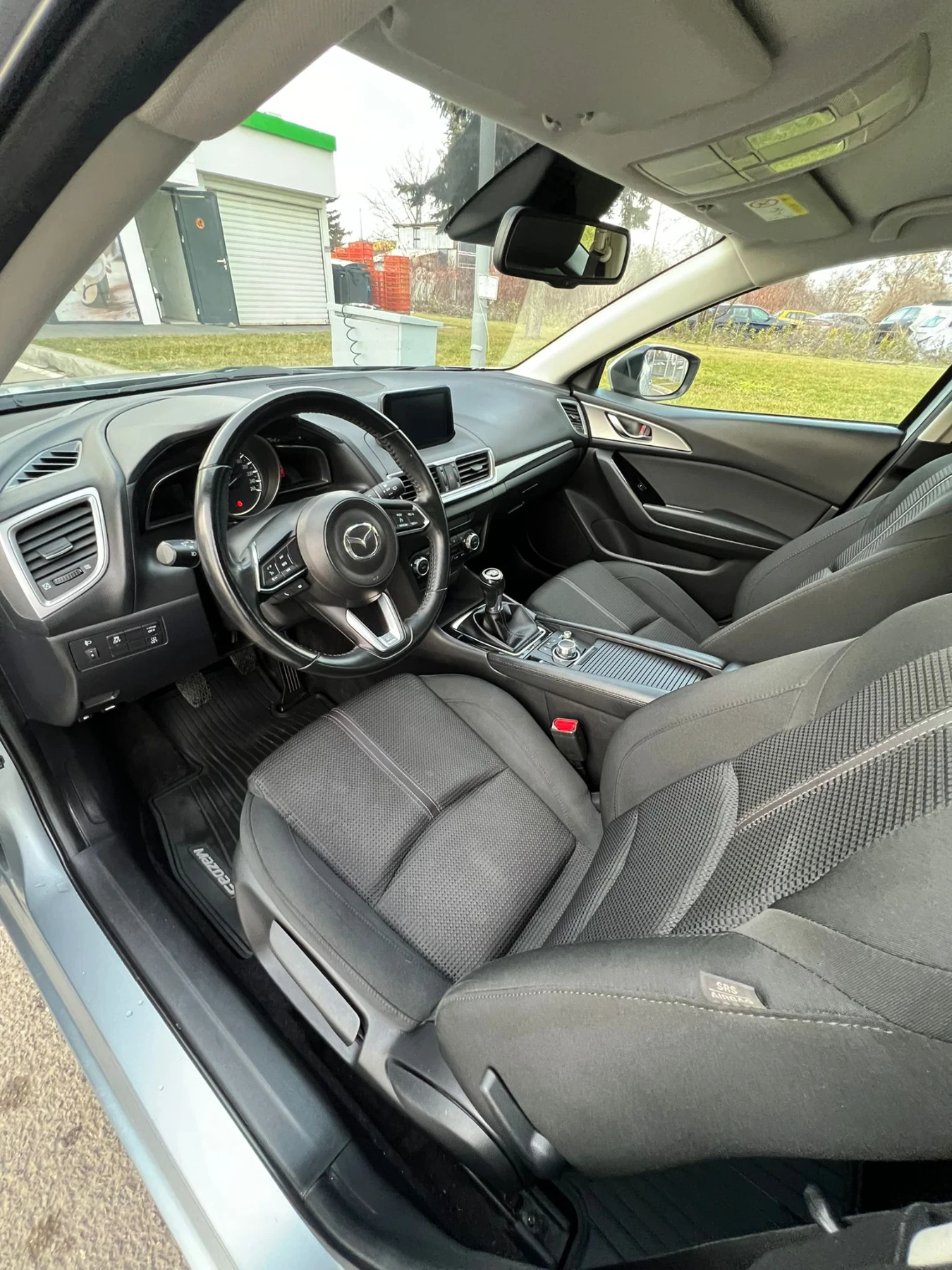 Mazda 3  - изображение 7