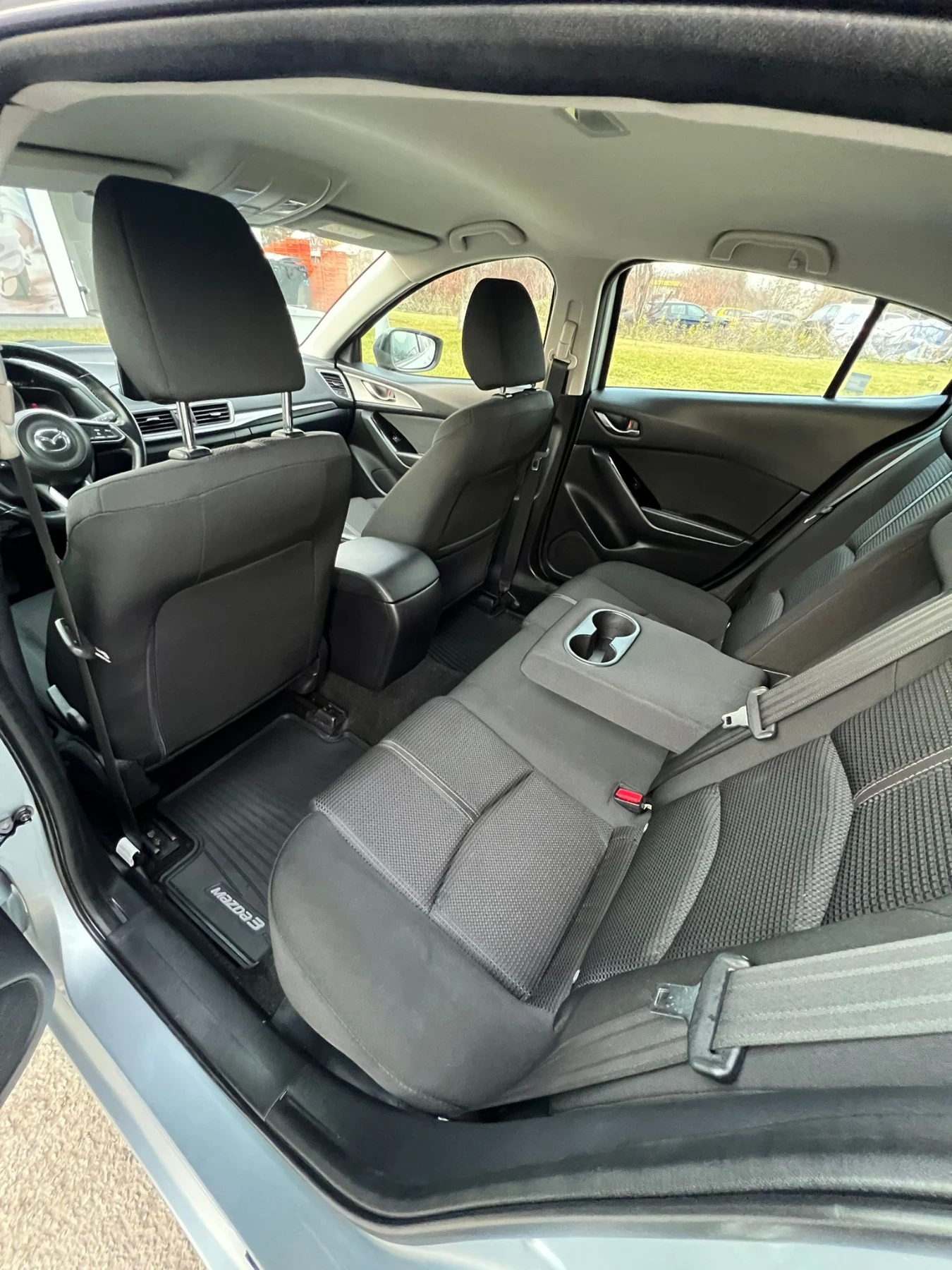 Mazda 3  - изображение 10