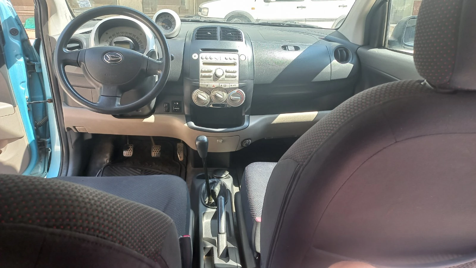 Daihatsu Sirion  - изображение 8