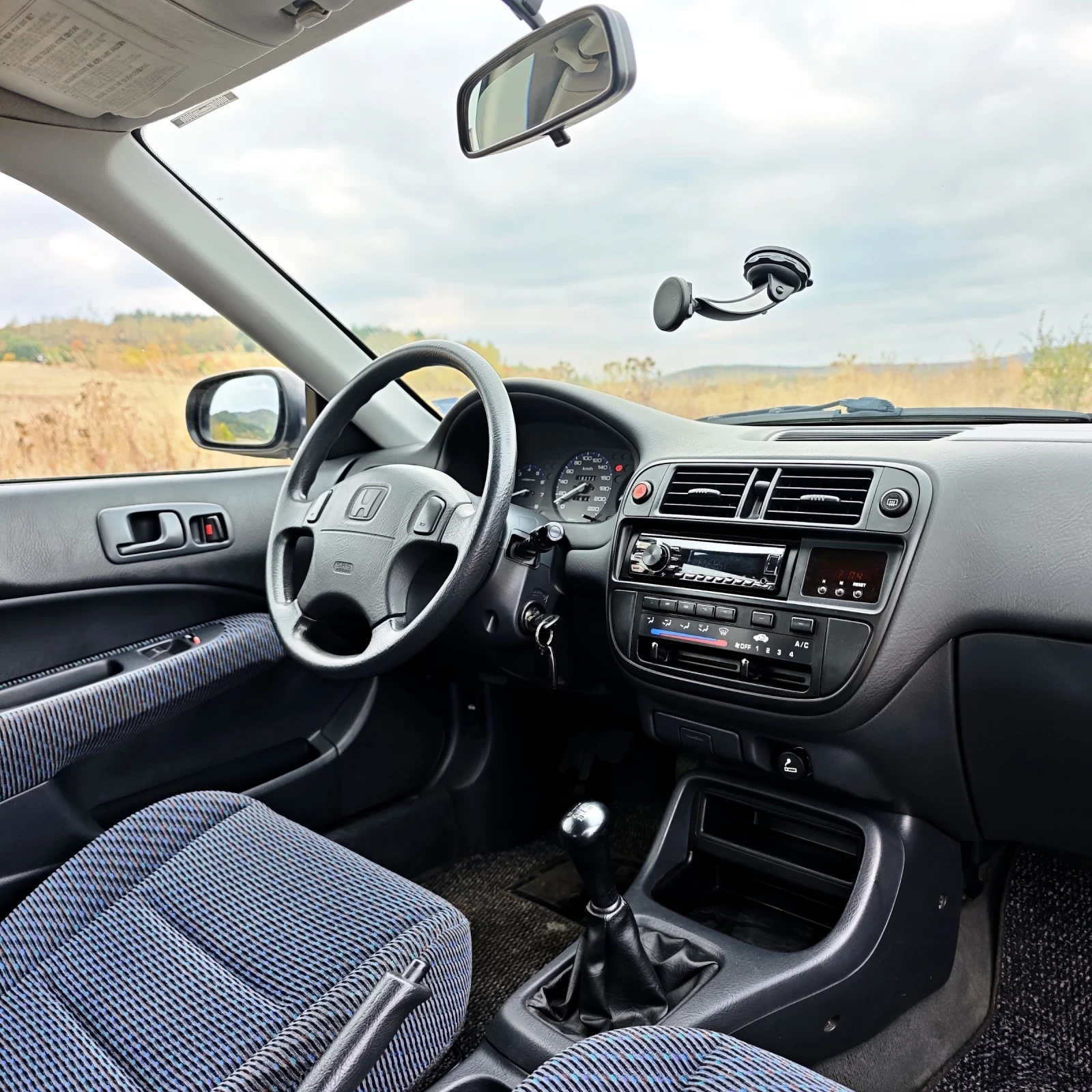 Honda Civic 1.5 VTEC-E - изображение 9