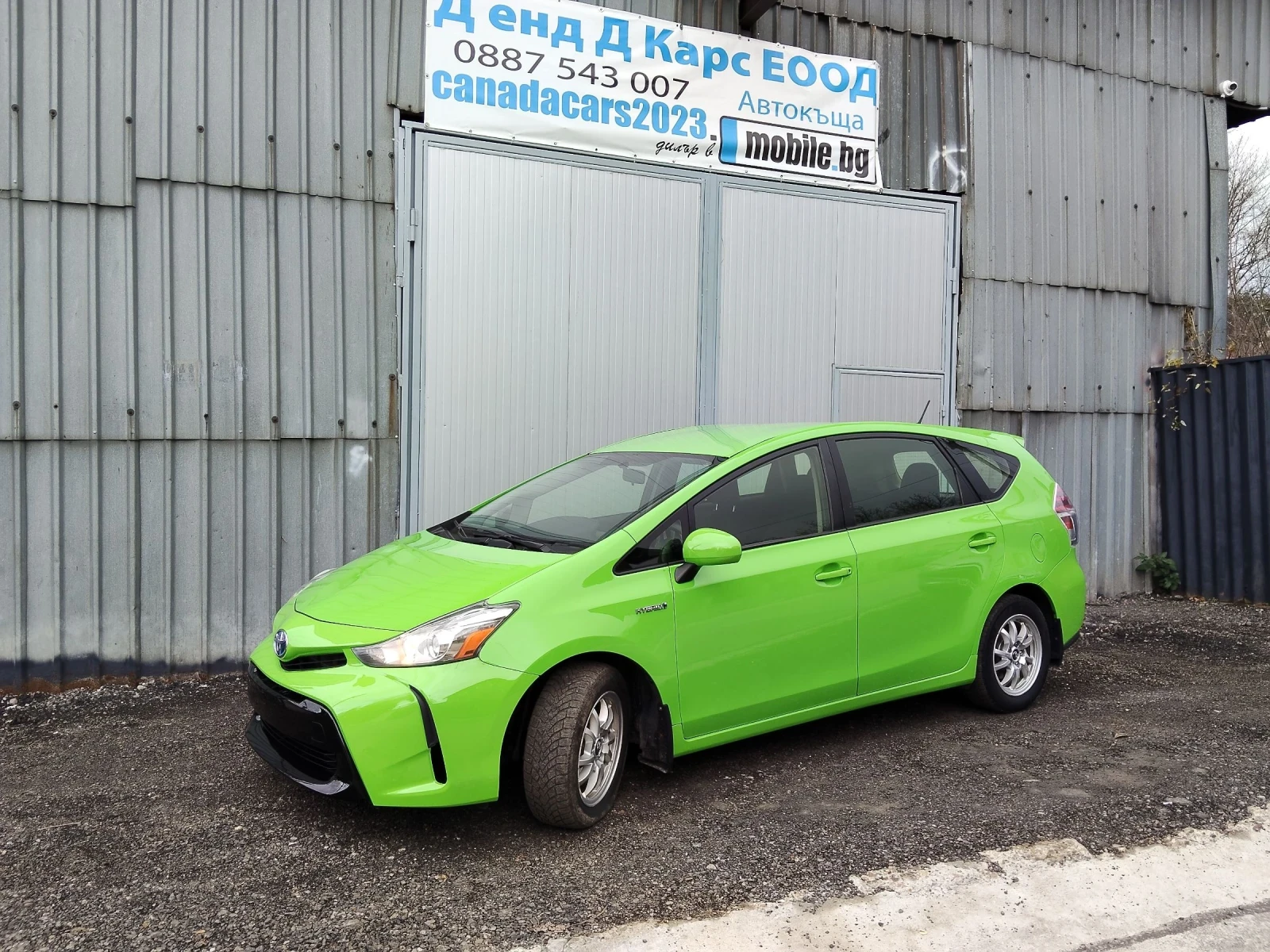 Toyota Prius Plus - изображение 7