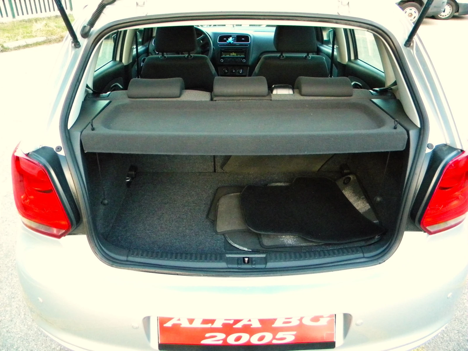 VW Polo 14* 183000km* KATO НОВО* EURO5B* , снимка 8 - Автомобили и джипове - 52641260