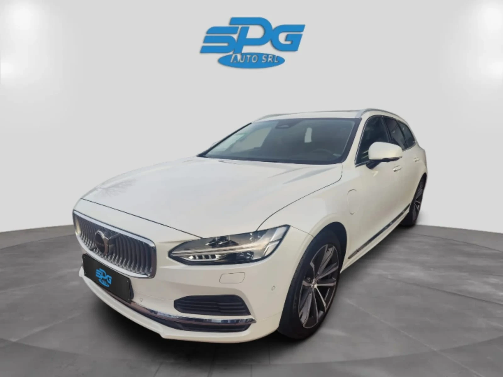 Volvo V90 Inscription ReCharge AwD T8 - изображение 4