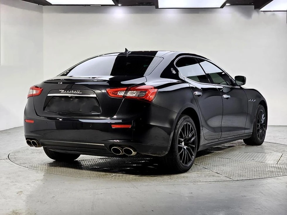 Maserati Ghibli 3.0 дизел гарантиран произход и качество - изображение 4
