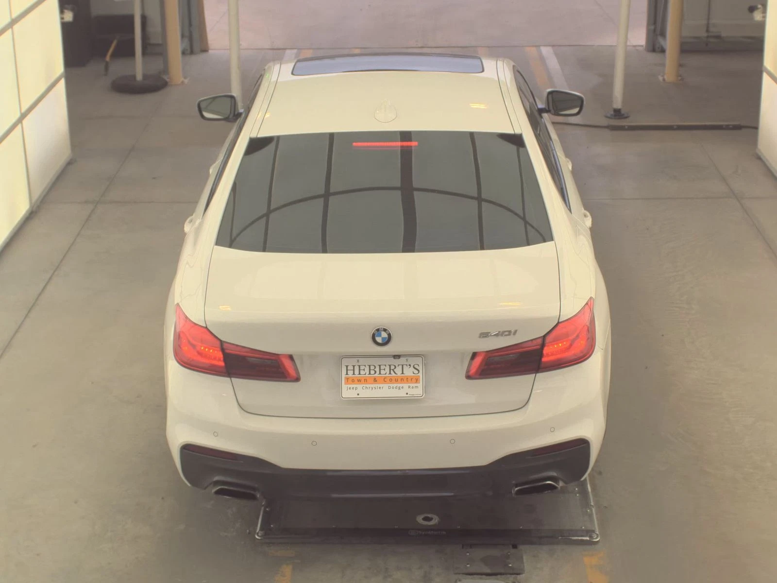 BMW 540 * M SPORT LINE* Massage* Обдух* Shadow* Head-Up* H - изображение 5