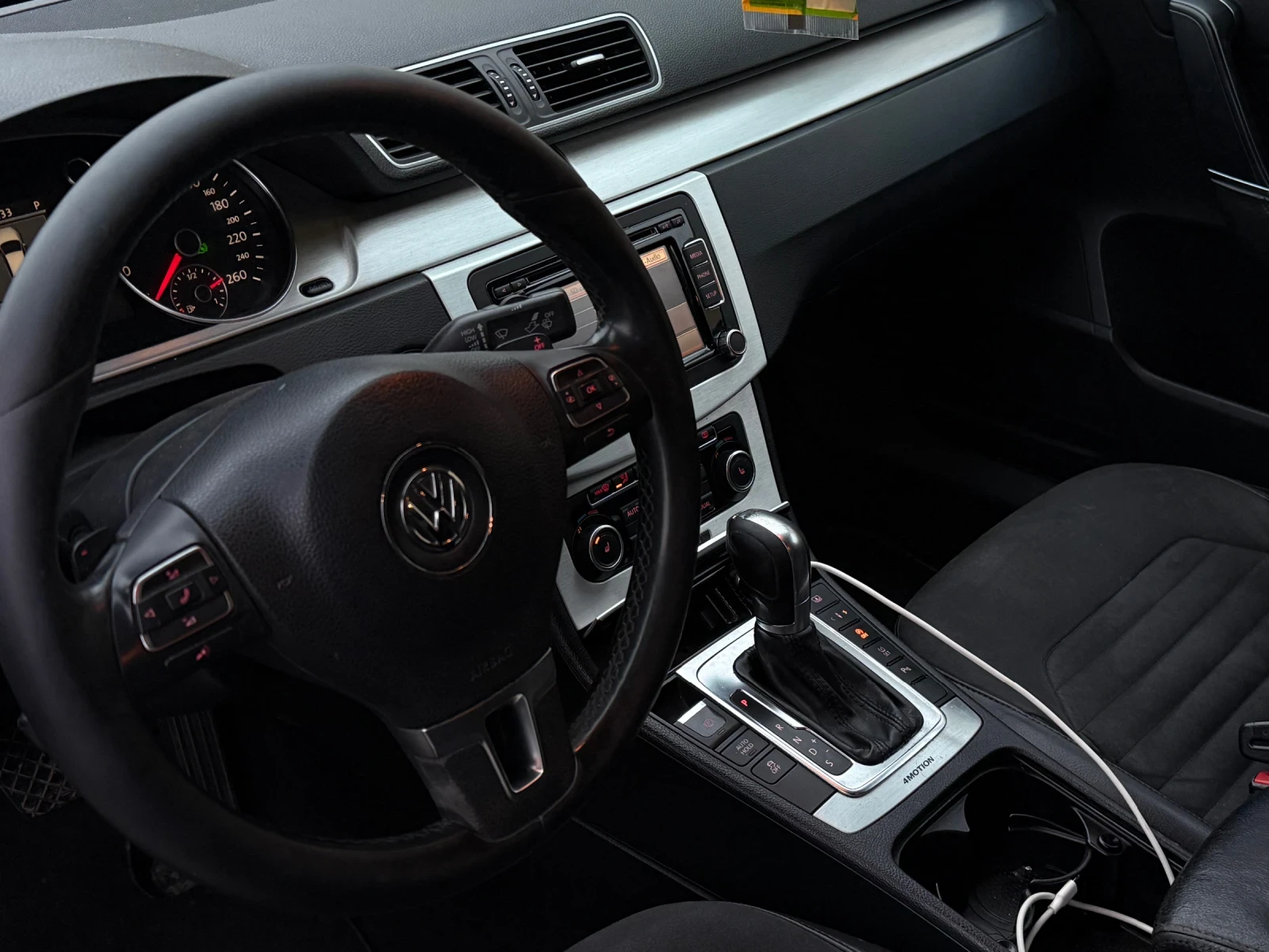 VW Passat B7 2.0TDI Highline 4Motion DSG - изображение 9