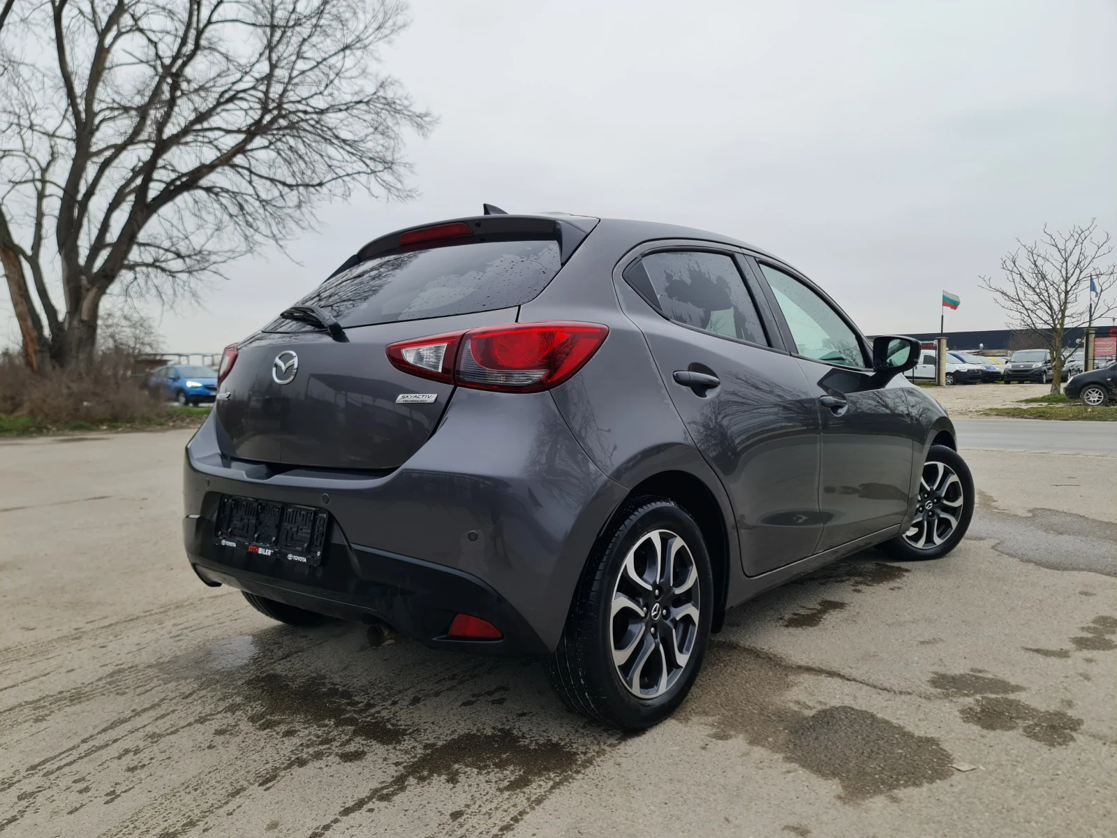 Mazda 2 УНИКАТ/FACE LIFT, снимка 3 - Автомобили и джипове - 54184290