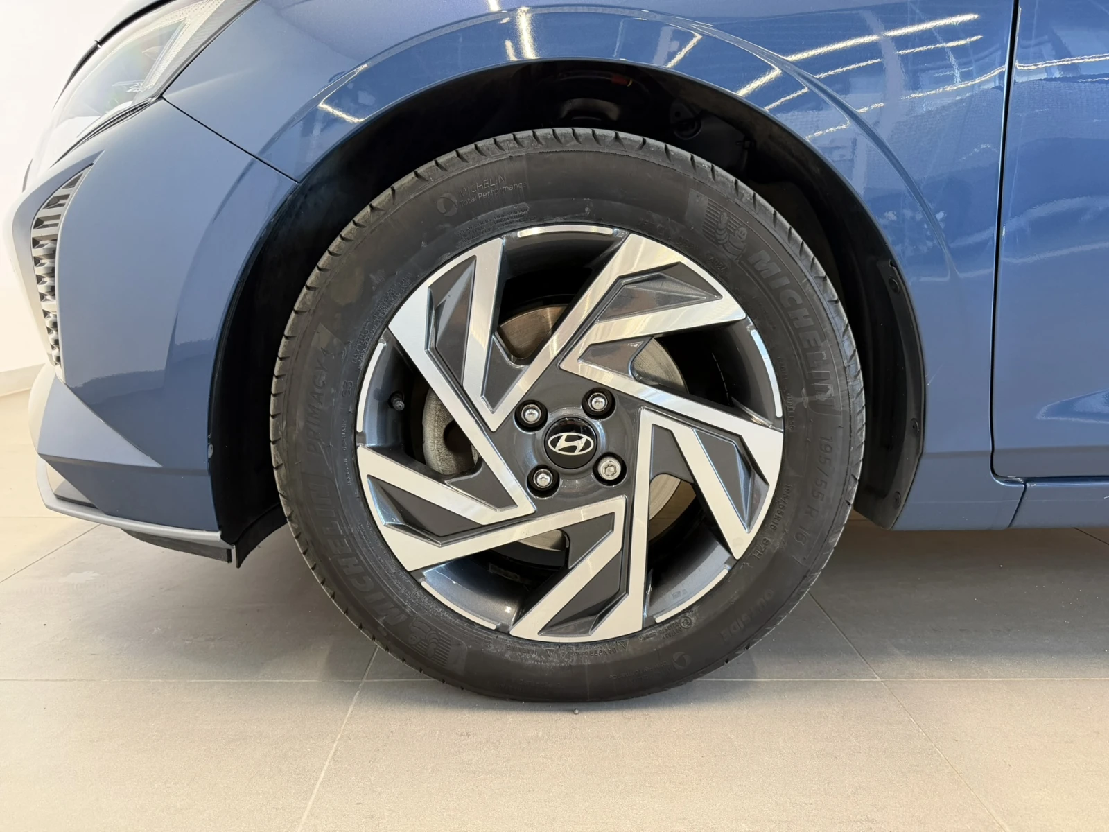 Hyundai I20 EXCLUSIVE, снимка 9 - Автомобили и джипове - 54312744