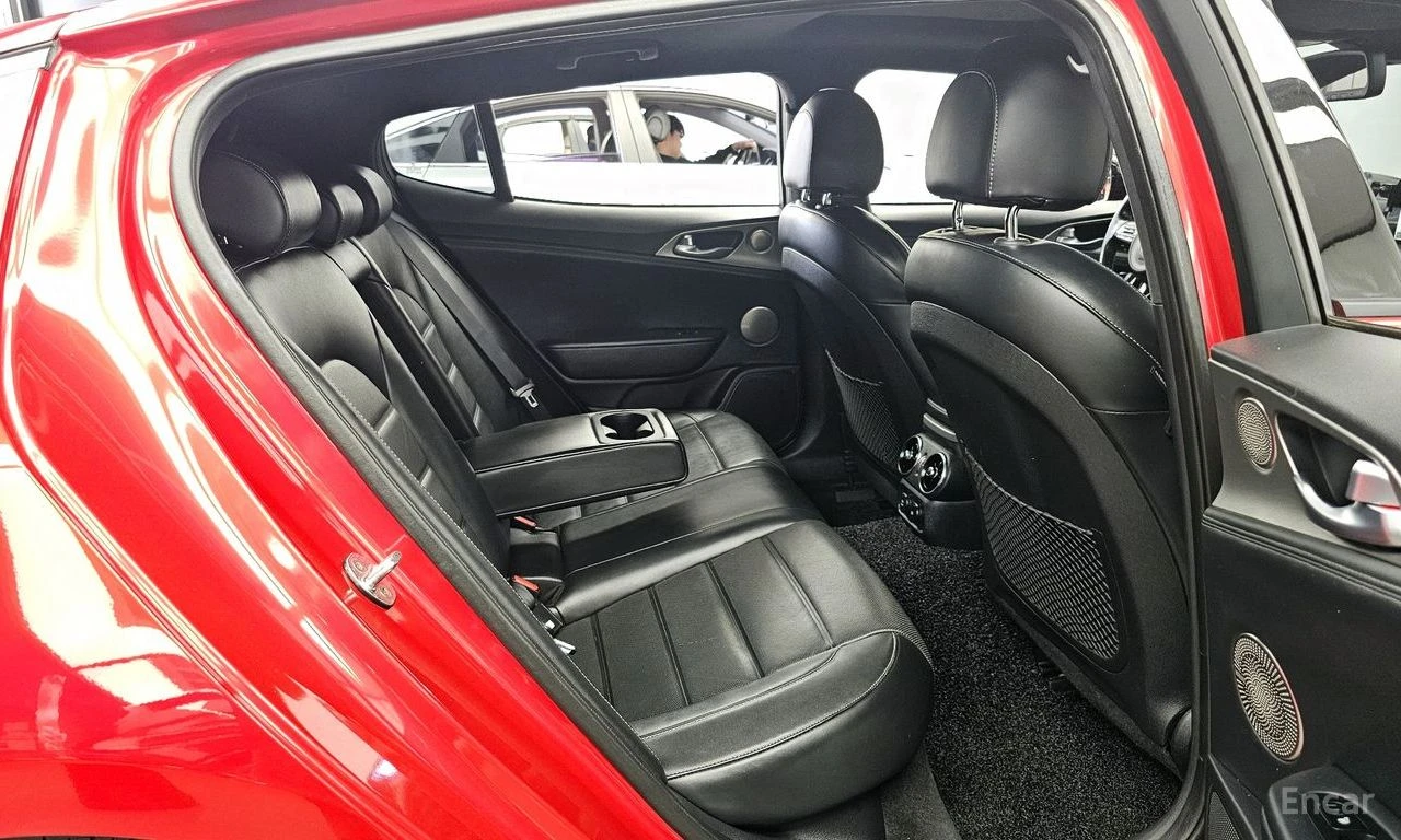 Kia Stinger 3.3* GT* �������* ���������* �����* ������* ������ | Mobile.bg � ����������� 15