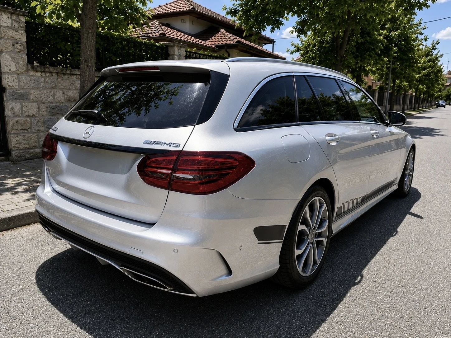 Mercedes-Benz C 180 | 2.0 Turbo | 360  | Burmester | LED | Обслужена, снимка 4 - Автомобили и джипове - 54984042