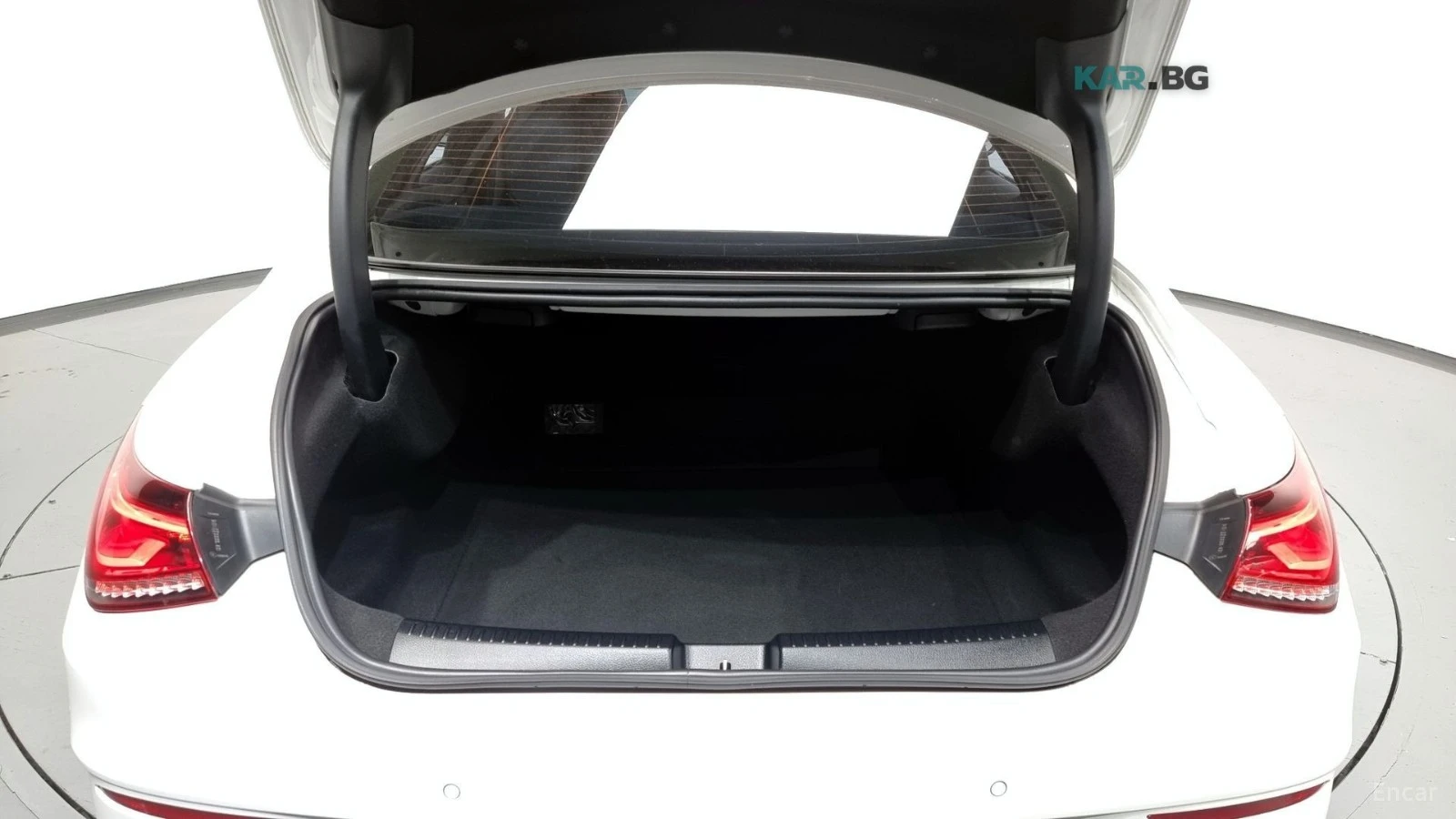 Mercedes-Benz CLA 250 4MATIC* ПОДГРЕВ* AMBIENT* SUNROOF* LANE* ASSIST* К, снимка 15 - Автомобили и джипове - 54835466
