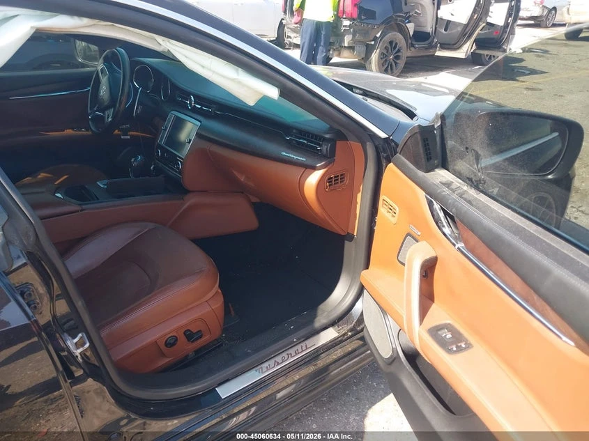 Maserati Quattroporte 3.8l Gts, снимка 5 - Автомобили и джипове - 55130751