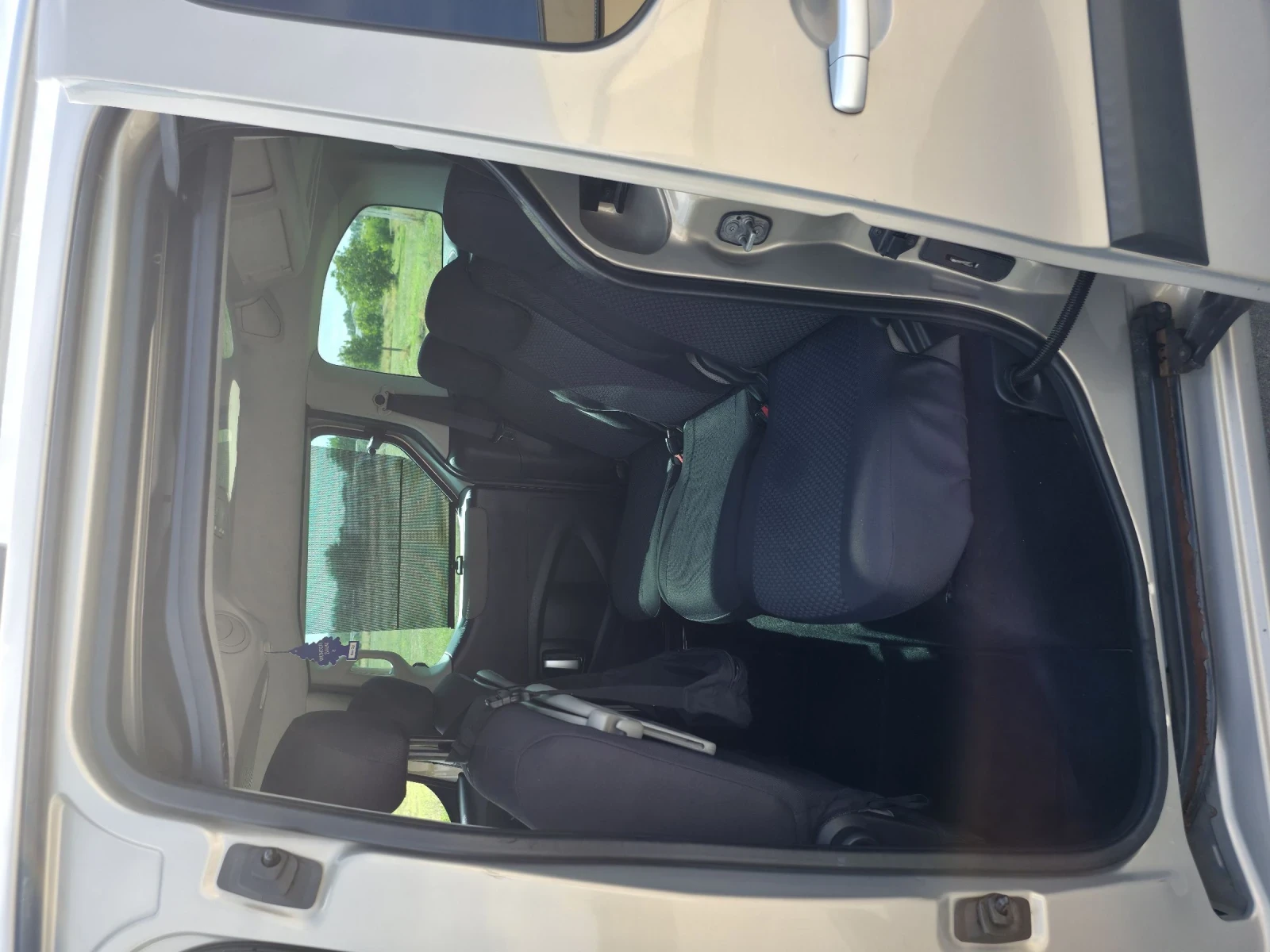 Peugeot 207, снимка 9 - Автомобили и джипове - 55224071