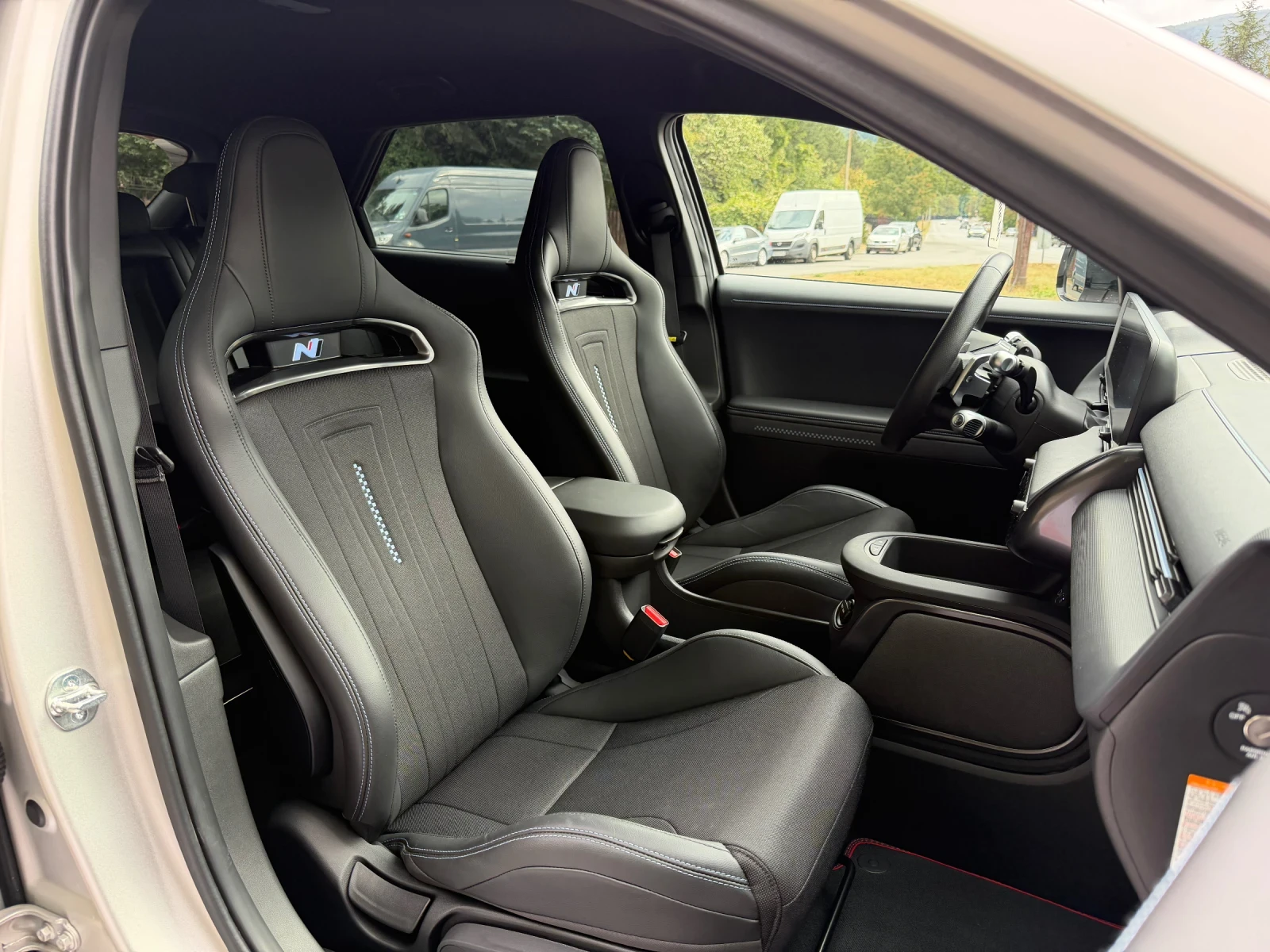 Hyundai Ioniq 5 4X4/650HP/84kWh/N-PERFORMANCE/HUD/360/, снимка 11 - Автомобили и джипове - 56090811