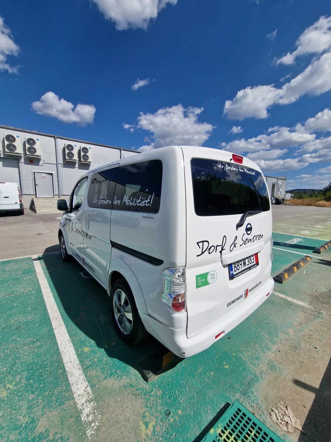 Nissan e-NV200 6+ 1 , ЕЛЕКТРИЧЕСКИ, снимка 8 - Автомобили и джипове - 56130785