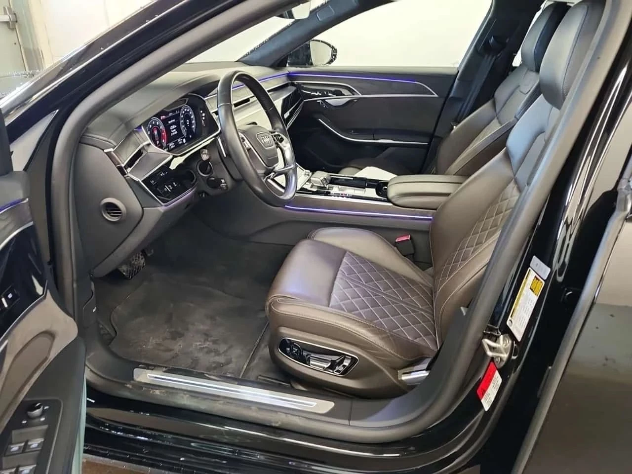 Audi A8, снимка 8 - Автомобили и джипове - 56706301