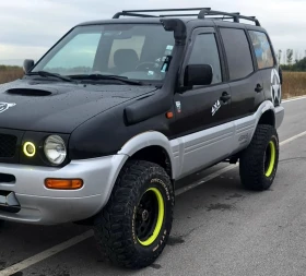     Nissan Terrano 2.7 TDI 125+ + + 