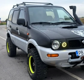     Nissan Terrano 2.7 TDI 125+ + + 