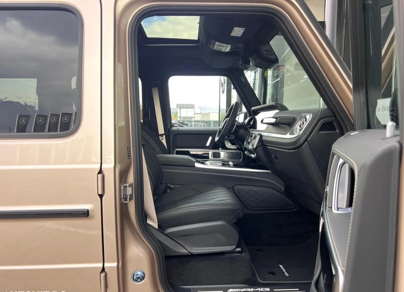 Mercedes-Benz G 63 AMG, снимка 4 - Автомобили и джипове - 52332663