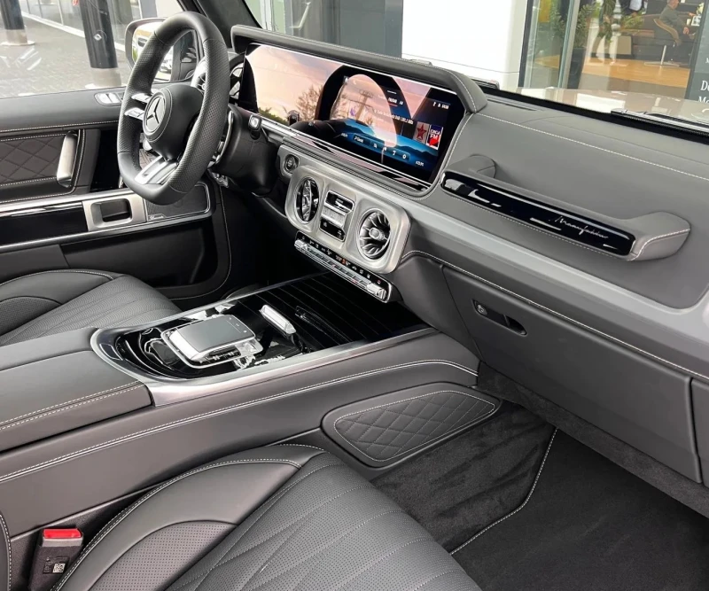 Mercedes-Benz G 63 AMG, снимка 5 - Автомобили и джипове - 52332663