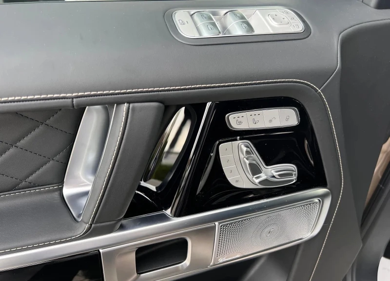 Mercedes-Benz G 63 AMG, снимка 8 - Автомобили и джипове - 52332663