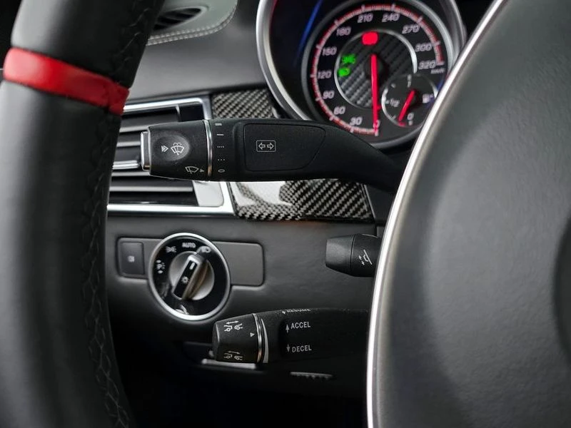 Mercedes-Benz GLE 4MATIC| HARMAN| DISTRONIC| CARBON| ПАНО| 360, снимка 16 - Автомобили и джипове - 55336494