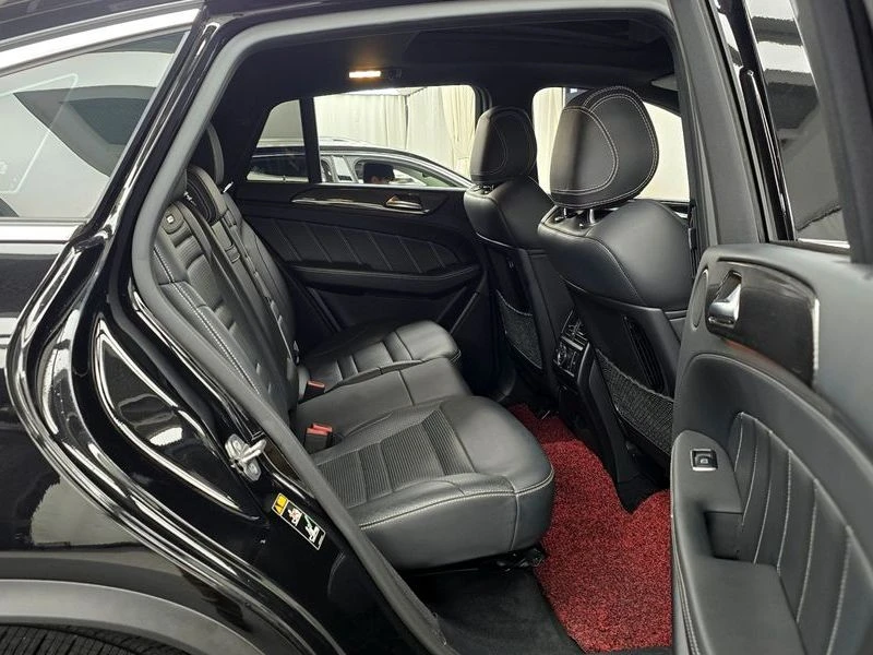 Mercedes-Benz GLE 4MATIC| HARMAN| DISTRONIC| CARBON| ПАНО| 360, снимка 11 - Автомобили и джипове - 55336494