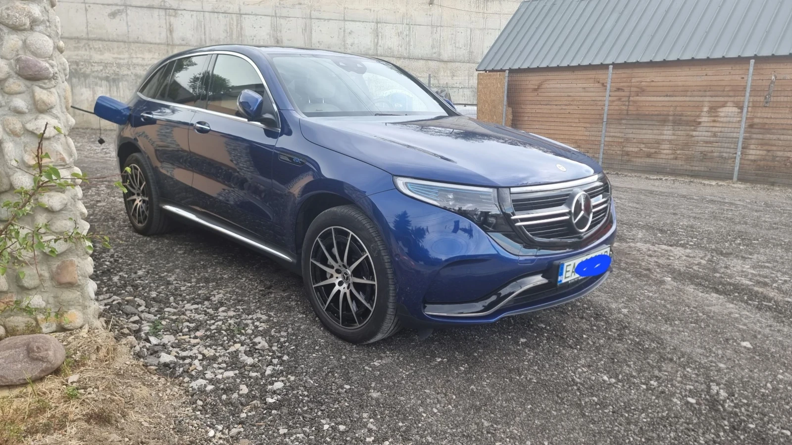 Mercedes-Benz EQC В гаранция до 2029. HUD, 360camera, burmester, amg, снимка 1