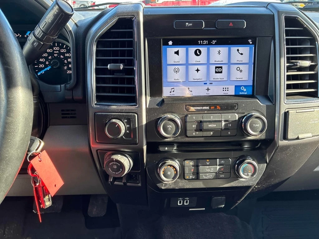 Ford F150 * 4WD SuperCrew * CARFAX * ФИНАНСИРАНЕ - изображение 9