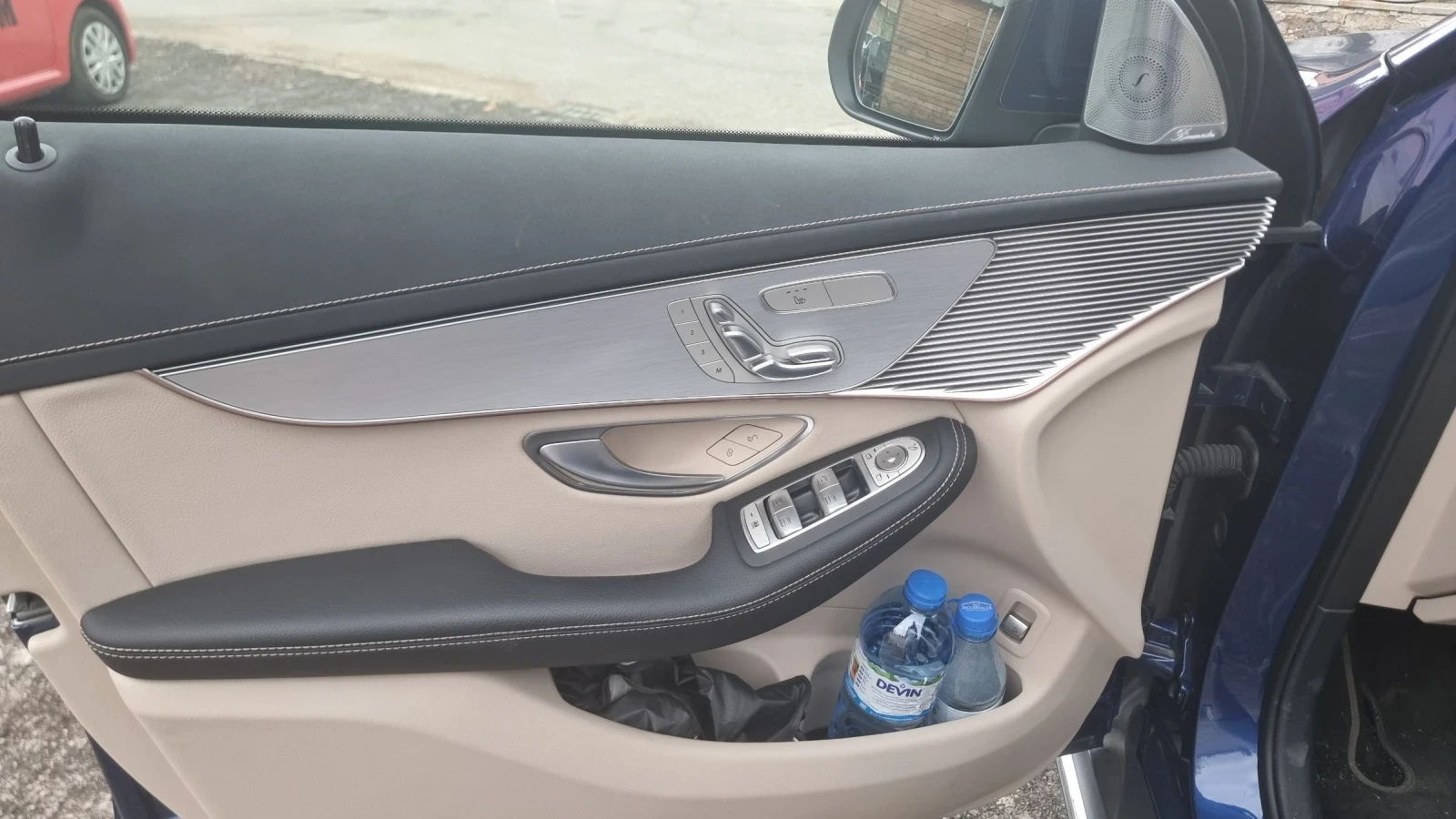 Mercedes-Benz EQC В гаранция до 2029. HUD, 360camera, burmester, amg - изображение 8