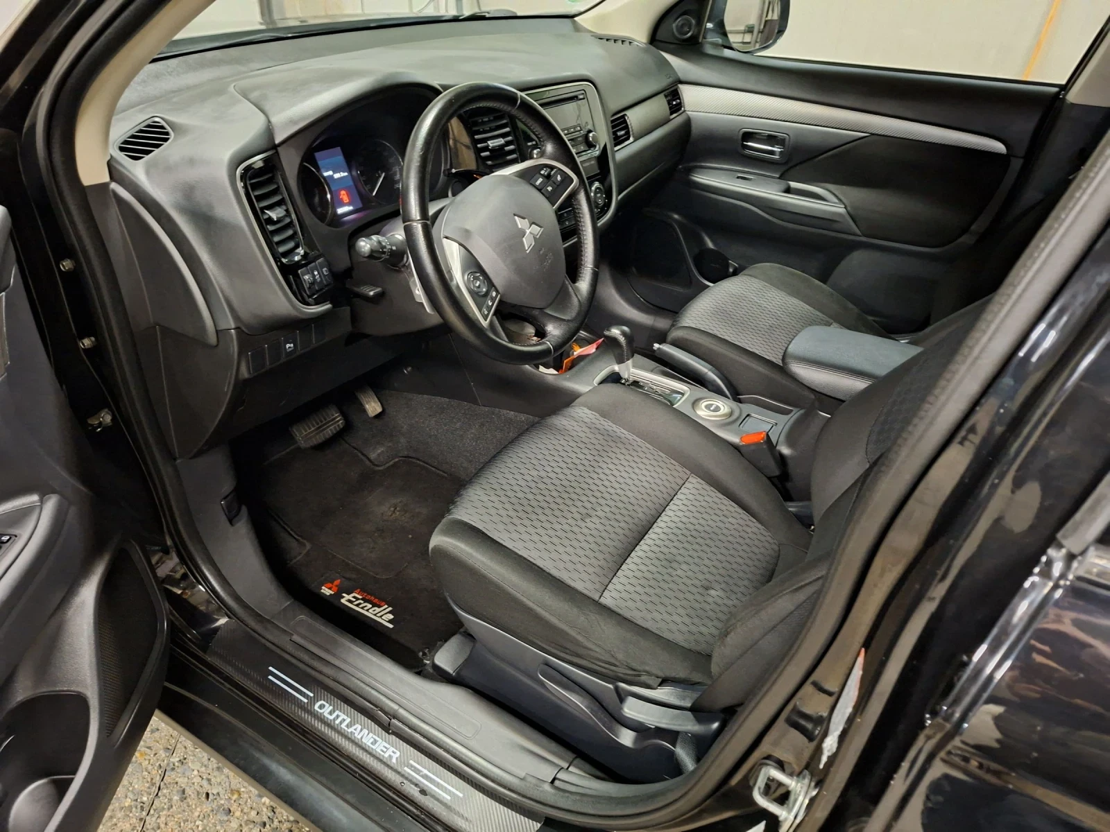 Mitsubishi Outlander 2.2did/4�4/Automatic  | Mobile.bg � ����������� 11